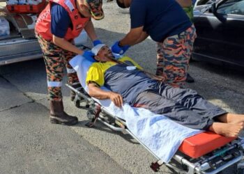 MANGSA, Azlam Mahmood mengalami kecederaan apabila besi cerucuk yang dipacak untuk membina longkang menembusi rahangnya dalam kejadian di Kampung Bukit Hangus, Jeneri di Sik.
