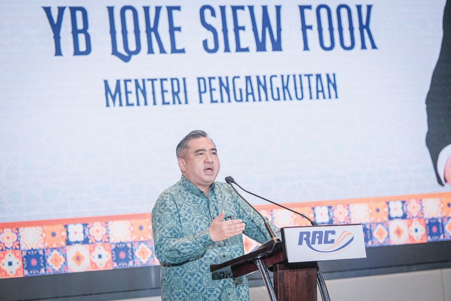 Sedia realisasi kereta api Pan-Asia