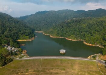 KAPASITI efektif yang  direkodkan di Empangan Air Itam di George Town, Pulau Pinang sehingga kelmarin adalah sebanyak 55.7 peratus berbanding 76.7 peratus yang direkodkan pada 1 Januari yang lalu.