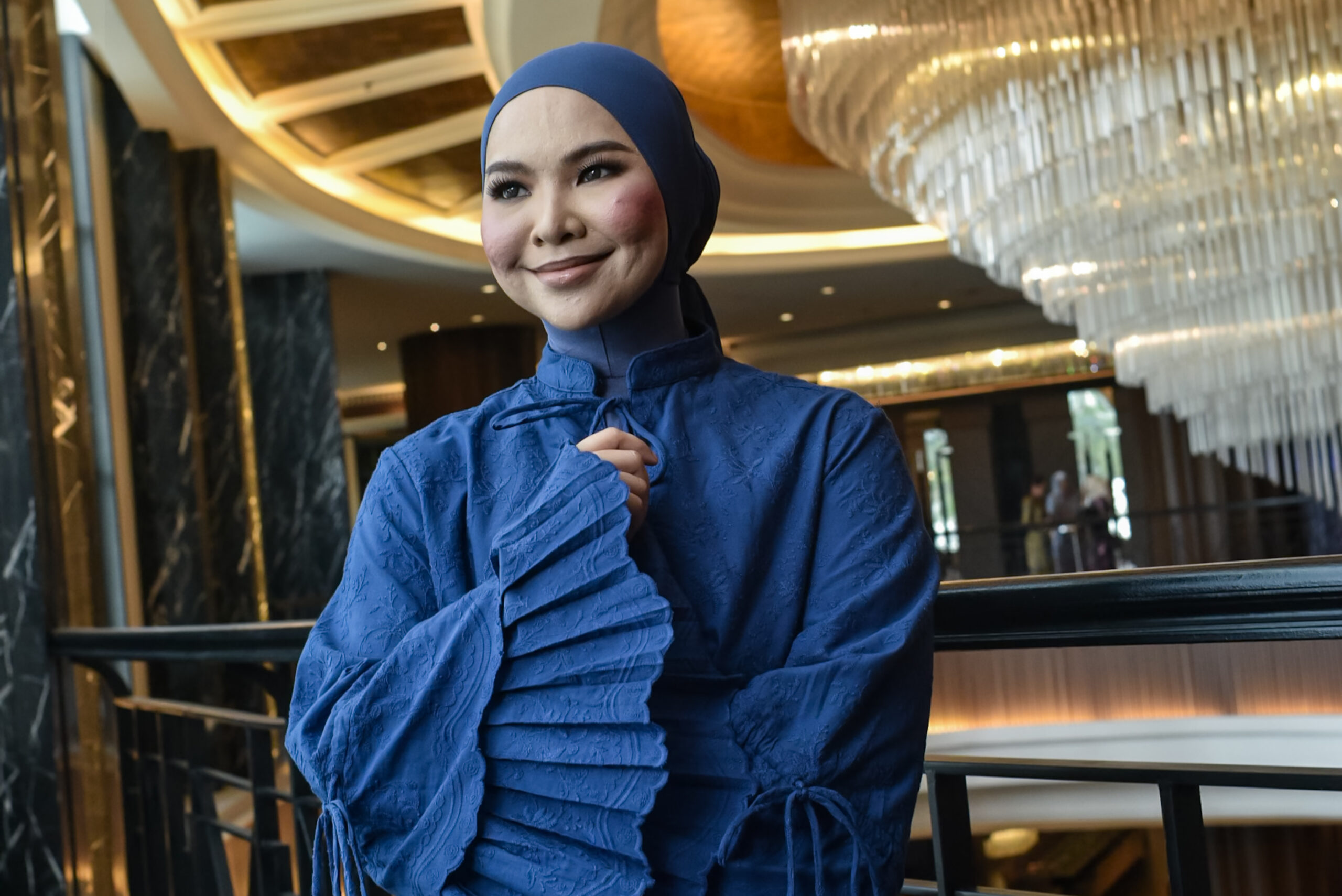 Apa salah Aina Abdul? – Utusan Malaysia