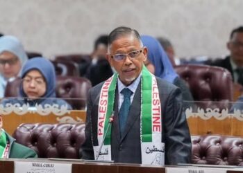 HANAFIAH MAT dalam sesi soal jawab lisan di Persidangan Dewan Undangan Negeri (DUN) Terengganu, semalam.