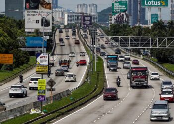 JALAN Lingkaran Tengah 2 (MRR2) KM22.2 – KM21.5 arah Gombak ke Lembah Keramat atau Ukay Perdana akan ditutup penuh mulai 9 April hingga 16 April ini bermula pukul 10 malam hingga 5 pagi.