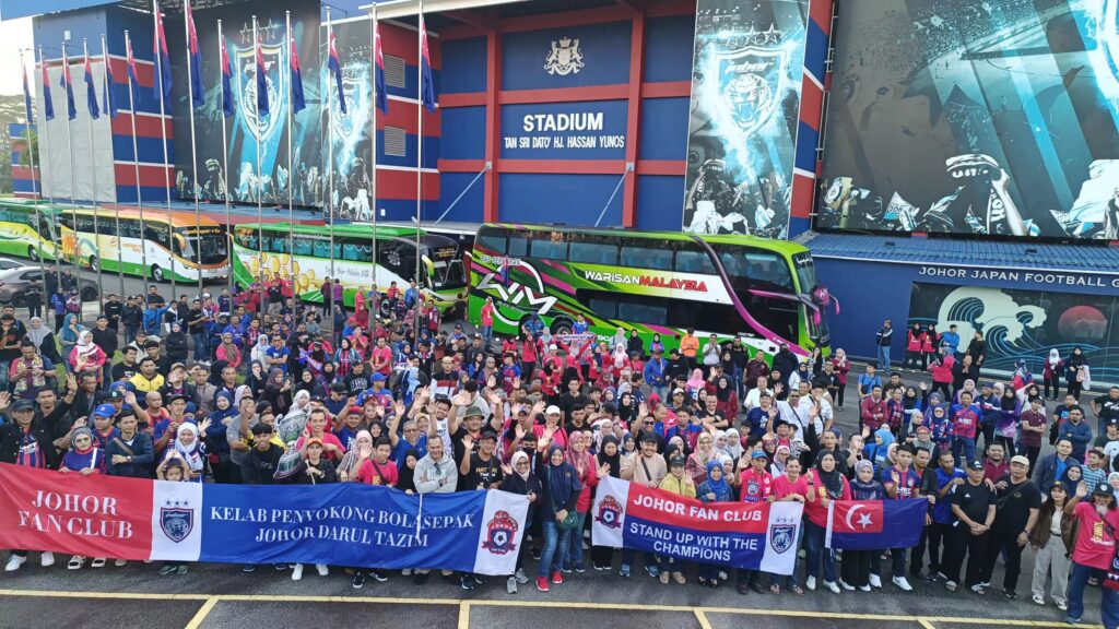 Lebih 100 bas bawa 4,000 penyokong JDT ke Bukit Jalil 1 JDT