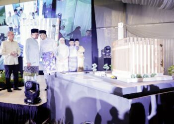 MASJID Madani menjadi mercu tanda Kuala Lumpur yang bukan hanya dikenali kerana seni binanya yang megah tetapi juga kerana nilai-nilai toleransi dan perpaduan.