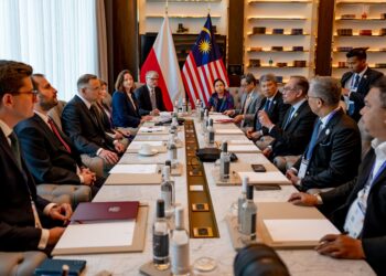 PENDIRIAN Malaysia untuk kekal bebas dan berkecuali dalam Perang Ukraine-Russia pada 2022-2025  bertepatan dan relevan kerana ia tidak menjejaskan hubungan antara negara dan hubungan Malaysia dengan kuasa besar serta negara Eropah.