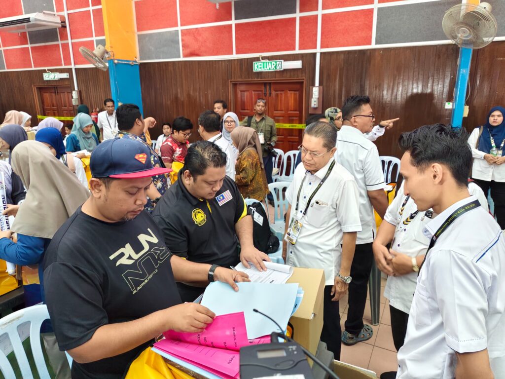 Pengundi muda boleh jejas sasaran majoriti undi 1 PRK ayer kuning spr009