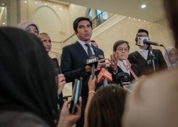 SYED Saddiq ketika ditemui di lobi mahkamah, Istana Kehakiman sejurus selesai prosiding rayuan di Mahkamah Rayuan, Putrajaya.