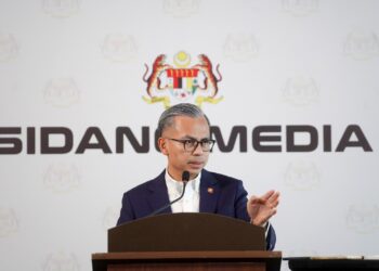 FAHMI FADZIL