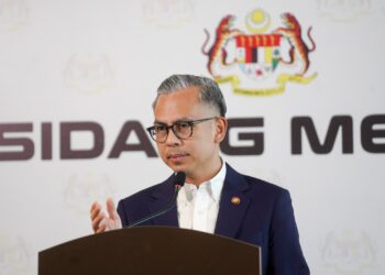 FAHMI FADZIL