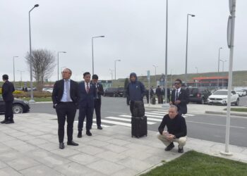FADILLAH Yusof selepas mengalami detik cemas bersama rombongan ketika berdepan gelaran gempa bumi bermagnitud 6.2 di Istanbul, semalam