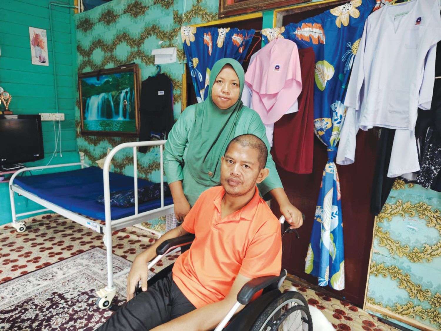 Isteri ambil alih tugas cari nafkah suami angih ahmar