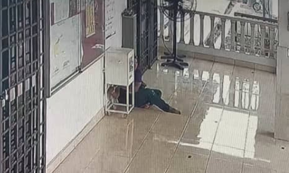 Lelaki tular pecah tabung surau diburu
