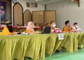 MESYUARAT Persatuan Ibu Bapa dan Guru (PIBG) menjadi medan bagi membincangkan segal isu berbangkit di sekolah. -GAMBAR HIASAN