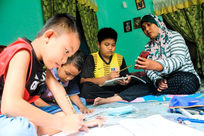Jangan hanya harapkan guru didik anak Jangan hanya harapkan guru didik anak