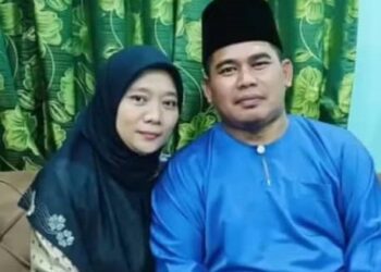 NORAZLILA Othman bersama Allahyarham Mohd. Al Hafiz Md. Yunos yang lemas ketika memancing di Sungai Semaloi, Endau, Mersing.