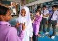 PELAKSANAAN pemakaian lencana Jalur Gemilang adalah langkah permulaan menyemai semangat patriotisme dalam kalangan generasi muda.
