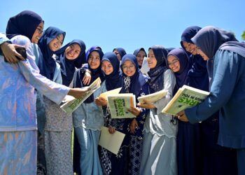 KEJAYAAN SPM bukan sekadar angka, kita memerlukan pendekatan yang lebih luas dan mendalam dalam menilai kualiti pendidikan.