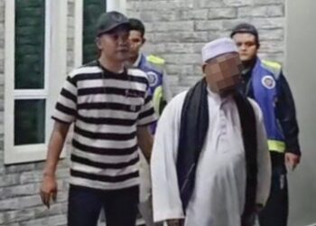 JAINJ menahan seorang penceramah kerana memberikan kuliah agama tanpa tauliah di sebuah kediaman di Pasir Gudang, Johor Bahru, kelmarin