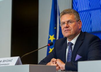 MAROS SEFCOVIC