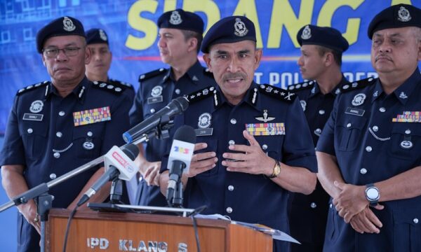 Lelaki maut