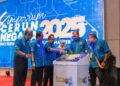 ALEXANDER Nanta Linggi (tiga dari kanan) merasmikan Simposium Cerun Negara 2025 di Putrajaya.