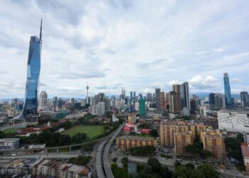 PRESTASI
ekonomi bagi suku tahun pertama 2025 menonjolkan kebergantungan ekonomi Malaysia kepada sektor perkhidmatan dan pembinaan.