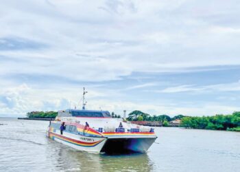 SEBANYAK 100 perjalanan feri disediakan setiap hari sepanjang LIMA’25 yang akan bermula 20 hingga 24 Mei ini di Langkawi.