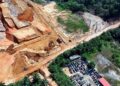 Keadaan kawasan yang terlibat dengan projek penarahan Bukit Payung yang didakwa sebagai punca banjir kilat sejak 15 tahun lalu di Jeram, Selangor semalam. – UTUSAN/SADDAM YUSOFF