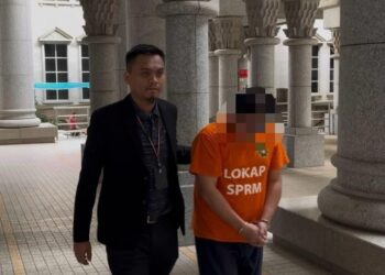 BEKAS CEO ditahan reman SPRM kes tuntutan palsu RM360 juta di Mahkamah Majistret Putrajaya.