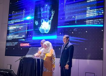 WAN Suraya Wan Mohd. Radzi merasmikan Seminar Perakaunan Pengurusan Tahun 2025 bertemakan ‘Perakaunan Pengurusan: Daripada Data Kepada Pembuatan Keputusan’ yang dianjurkan JANM di Putrajaya hari ini.