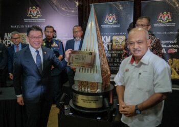 NGA Kor Ming merasmikan Majlis Pra Pelancaran Anugerah Kecemerlangan Menteri (AKM) dan Anugerah Kecemerlangan Media (AKeMedia) 2025 di Putrajaya hari ini. - UTUSAN/FAIZ ALIF ZUBIR