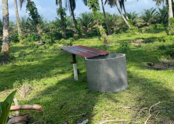 LOKASI kejadian di Kampung Palembang Baru, Kluang, Johor yang melibatkan seorang penjenayah ditembak mati oleh polis awal pagi tadi.