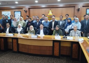 NG Suee Lim dalam sidang akhbar selepas mesyuarat di Bangunan Sultan Salahuddin Abdul Aziz Shah, Shah Alam, Selangor. - UTUSAN/MOHAMAD NAUFAL MOHAMAD IDRIS