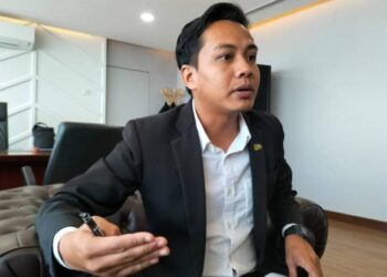 FAHMI ZAINOL