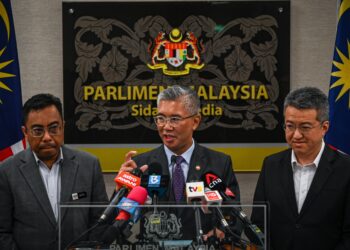 TENGKU DATUK SERI ZAFRUL TENGKU ABDUL AZIZ - JABATAN PENERANGAN