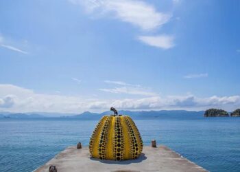 KEPULAUAN Naoshima menjadi destinasi yang wajib dikunjungi pelancong yang datang ke Jepun.-AGENSI