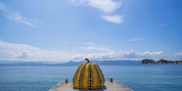 KEPULAUAN Naoshima menjadi destinasi yang wajib dikunjungi pelancong yang datang ke Jepun.-AGENSI