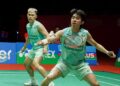 AKSI beregu lelaki negara, Man Wei Chong-Tee Kai Wun ketika mengejutkan pilihan kedua kejohanan, Goh Sze Fei-Nur Izzuddin Rumsani 19-21, 21-7, 21-16 pada suku akhir Masters Malaysia di Axiata Arena, semalam. Gambar ISKANDAR ISHAK