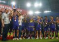 KAPTEN ASEAN All-Star, Sergio Aguero menjulang Piala Cabaran 2025 selepas menumpaskan Manchester United 1-0 di Stadium Nasional Bukit Jalil.