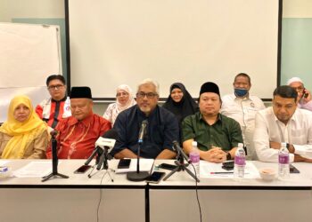 SYED Hassan Syed Ali  dalam sidang akhbar mengenai penganjuran Perhimpunan Melayu Berdaulat 3.0 di Kuala Lumpur, hari ini.