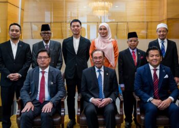 FACEBOOK ANWAR IBRAHIM