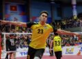 SYAHIR Rosdi beraksi cemerlang ketika berdepan Thailand dalam final acara regu, kelmarin.