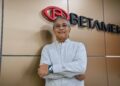MIRZAN Mahathir ketika ditemui pada sesi temu bual di ibu pejabat Betamek di Rawang, Selangor baru-baru ini. - UTUSAN/SYAKIR RADIN