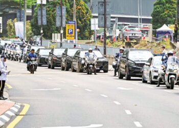 LATIHAN simulasi Pergerakan Konvoi Delegasi ASEAN-GCC 2025 di Pusat Konvensyen Kuala Lumpur, semalam. – UTUSAN/SHIDDIEQIIN ZON