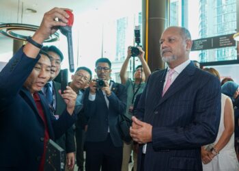 Menteri Digital Malaysia, Gobind Singh Deo ketika sidang media pada Majlis Ctos SME Biz Day 2025 di Grand Ballroom Nexus di sini, hari ini.-UTUSAN/ISKANDAR ISHAK