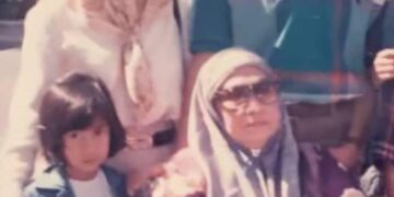 ANWAR Ibrahim bersama  keluarga tercinta.-FB ANWAR IBRAHIM
