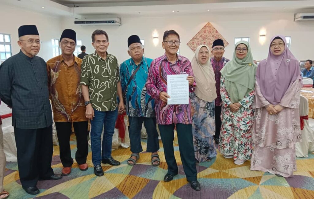 Lebih 10,000 pesara berhimpun di Dataran Merdeka, 31 Mei
