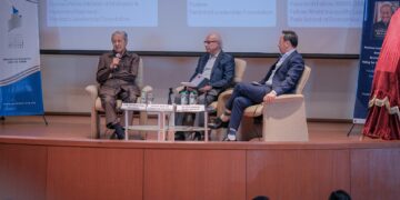 MAHATHIR Mohamad ketika sesi dialog khas di Yayasan Kepimpinan Perdana, Putrajaya. - UTUSAN/FAIZ ALIF ZUBIR