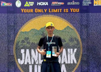 AQMAL Adzmi kekal tenang dan fokus ketika menamatkan laluan mencabar sejauh 100km pada Janda Baik Ultra 2025, sekali gus merangkul kemenangan kedua berturut-turut. - FOTO IHSAN SITI NURZULAIKHA