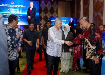 AHMAD Zahid Hamidi ketika Majlis Sesi Permukiman Setahun Selepas KEB 2024 di PICC, Putrajaya. - UTUSAN/FAISOL MUSTAFA